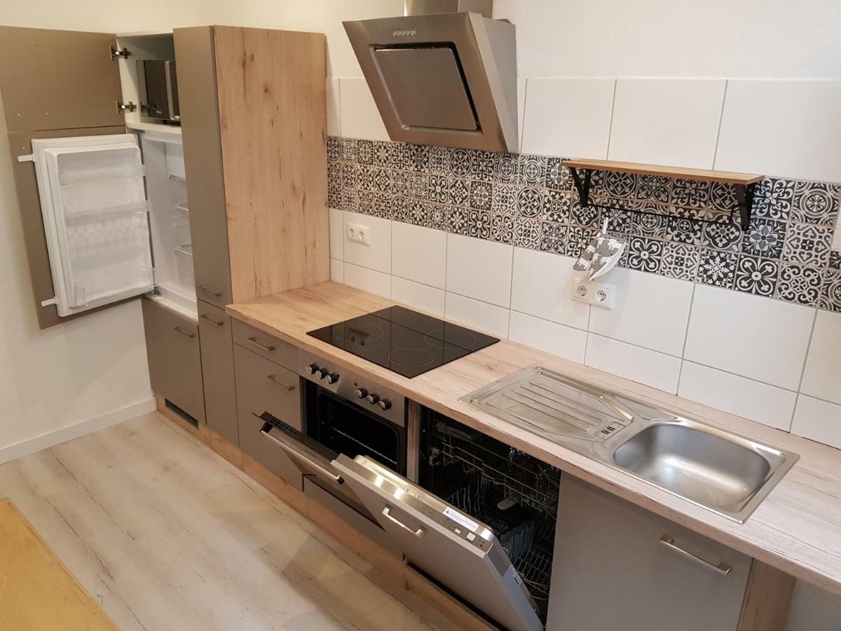 Grosse, Helle Ferienwohnung Mit 2 Balkonen Auf Dem Bauernhof In Der Lueneburger Heide Oetzen エクステリア 写真