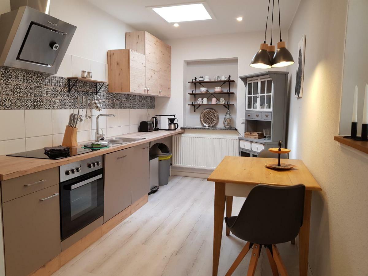 Grosse, Helle Ferienwohnung Mit 2 Balkonen Auf Dem Bauernhof In Der Lueneburger Heide Oetzen エクステリア 写真
