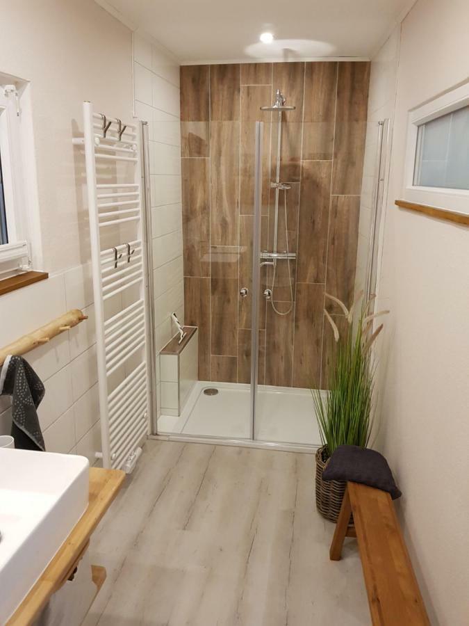 Grosse, Helle Ferienwohnung Mit 2 Balkonen Auf Dem Bauernhof In Der Lueneburger Heide Oetzen エクステリア 写真