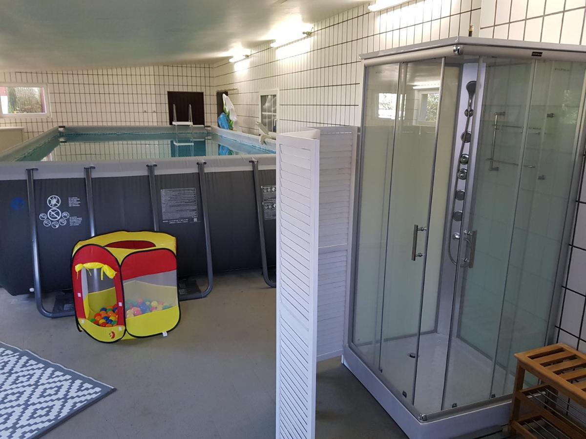 Grosse, Helle Ferienwohnung Mit 2 Balkonen Auf Dem Bauernhof In Der Lueneburger Heide Oetzen エクステリア 写真